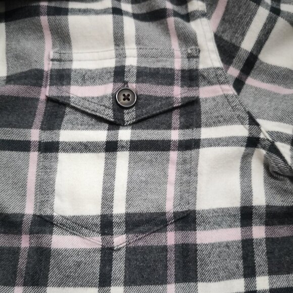 Tilley Ladies Size Small Button Front Grey, Pink, & White Plaid Shirt - Picture 6 of 10